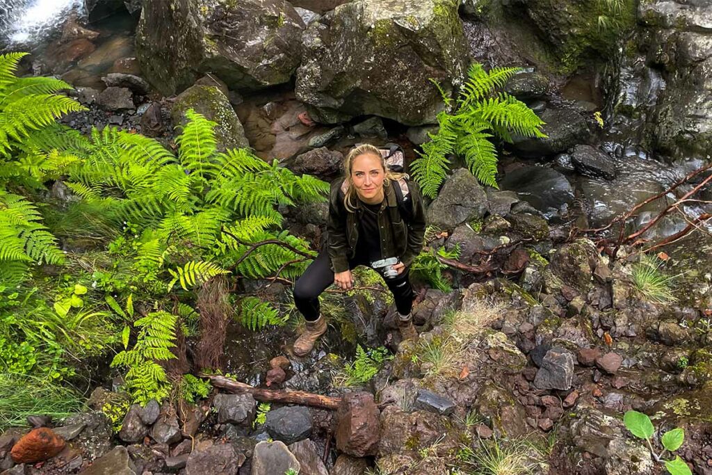 Paula Kormos ist Autorin und Regisseurin – für Natur- und Wildlife-Reportagen ist sie an den unterschiedlichsten Orten der Welt unterwegs.